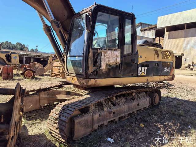 卡特彼勒 324D 挖掘机