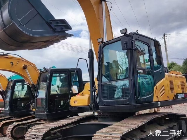 三一重工 SY205C-9 挖掘机