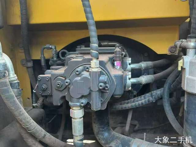 三一重工 SY135C-10 挖掘机