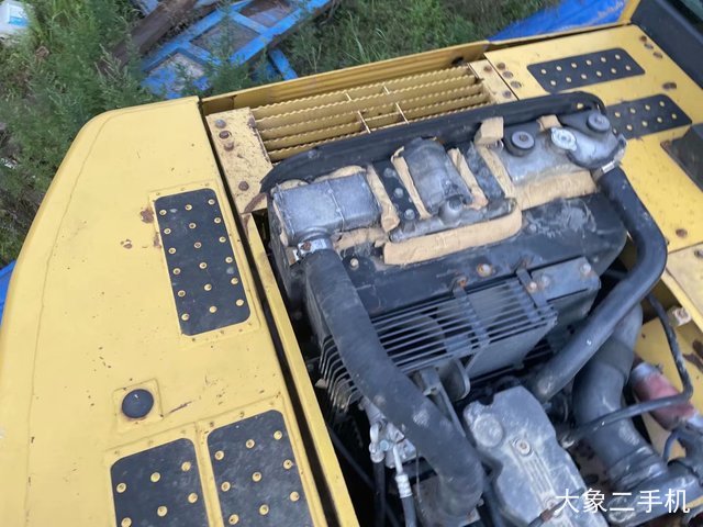 小松 PC240LC-8 挖掘机