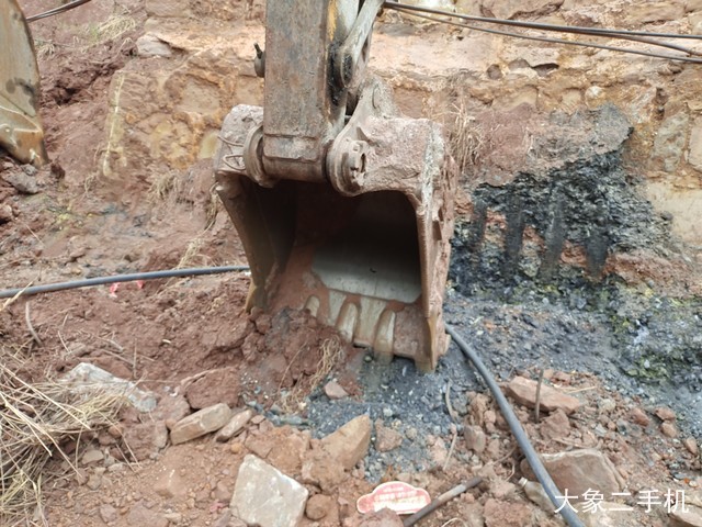 徐工 XE135D 挖掘机