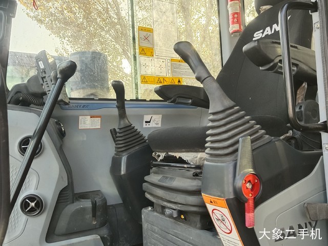 三一重工 SY60C-10 挖掘机