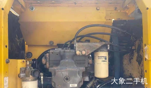 小松 PC200-8 挖掘机