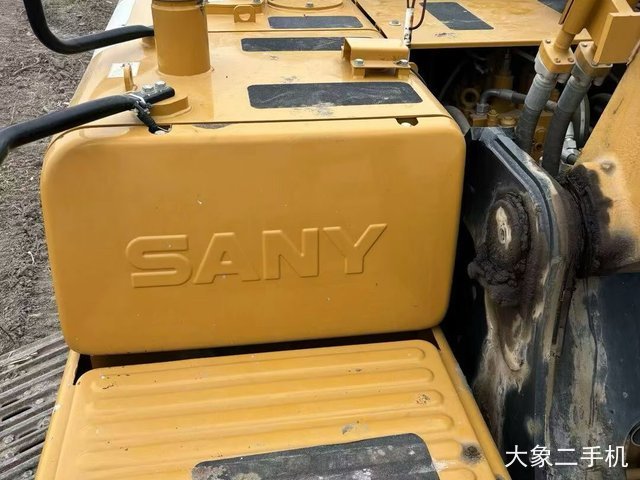三一重工 SY200C 挖掘机