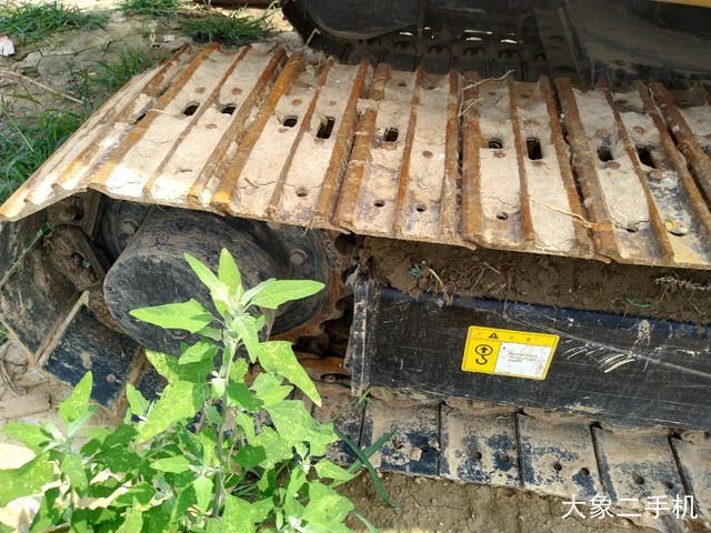 龙工 LG6060 挖掘机