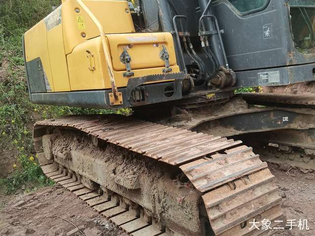 沃尔沃 EC120D 挖掘机