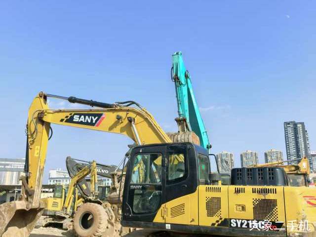 三一重工 SY200C 挖掘机