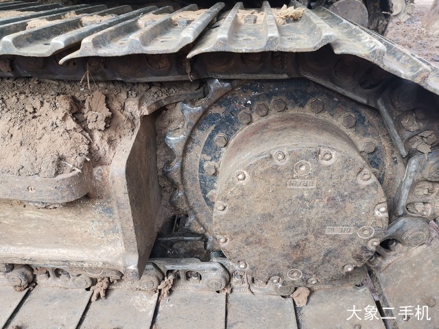 神钢 SK130-8 挖掘机