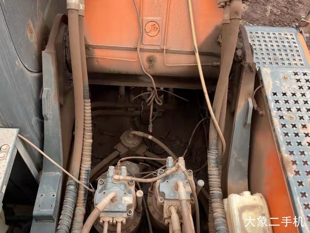 斗山 DX500LC 挖掘机