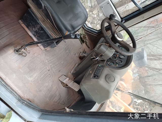 龙工 LG853D 装载机