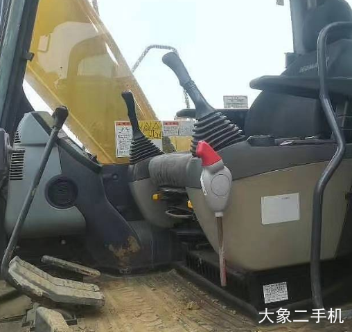 小松 PC130-8 挖掘机