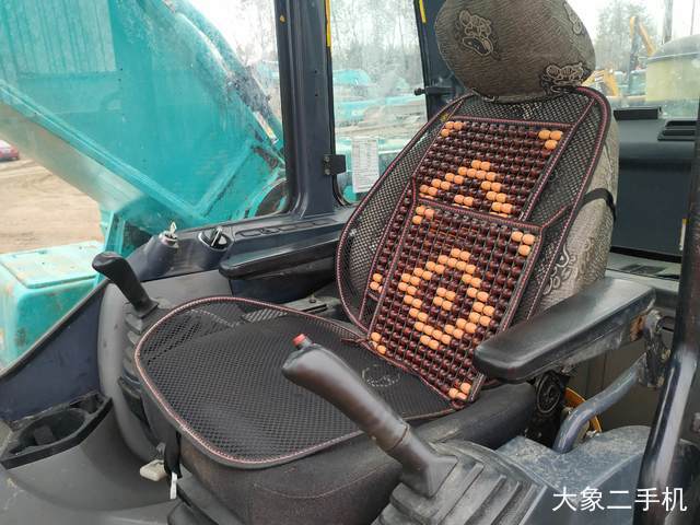 神钢 SK350LC-8 挖掘机