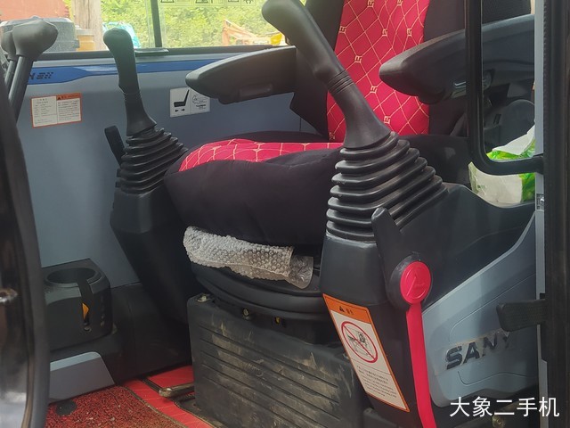 三一重工 SY55C 挖掘机