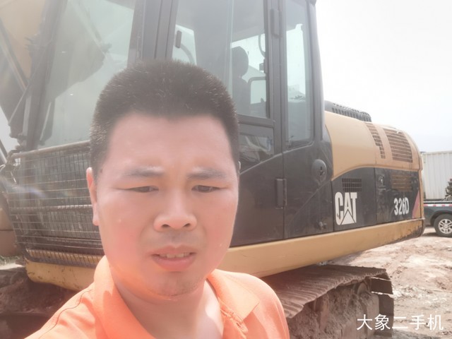 卡特彼勒 324D 挖掘机