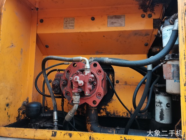 现代 R225LC-7 挖掘机