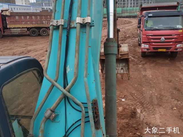 神钢 SK350LC-8 挖掘机