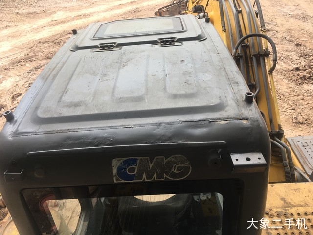 徐工 XE135B 挖掘机