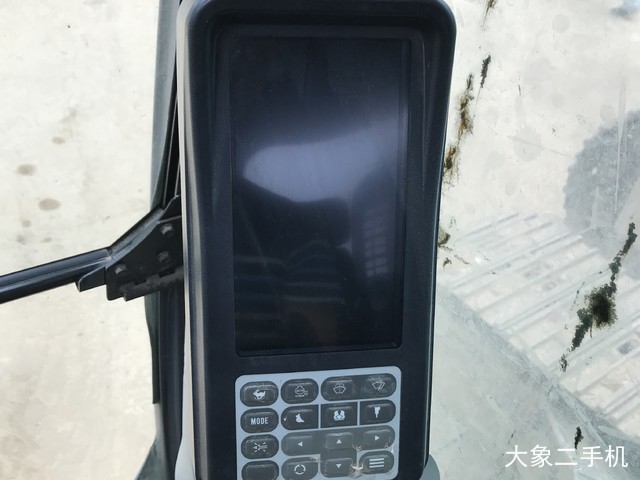 神钢 SK200-10 挖掘机