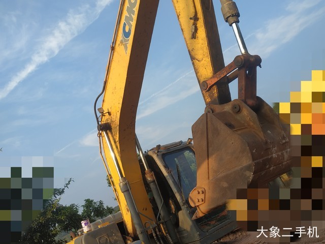 徐工 XE150 挖掘机