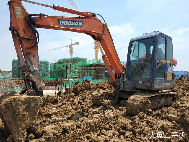 斗山 DH60-7 挖掘机