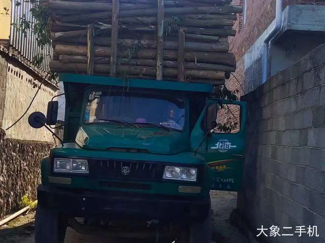 山河智能 SWE80E 挖掘机