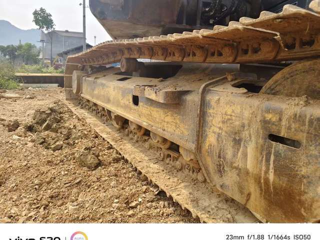 徐工 XE135D 挖掘机