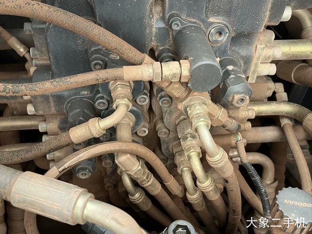 斗山 DX220LC-9C 挖掘机