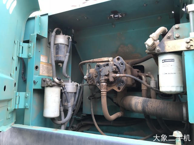 神钢 SK350LC-8 挖掘机