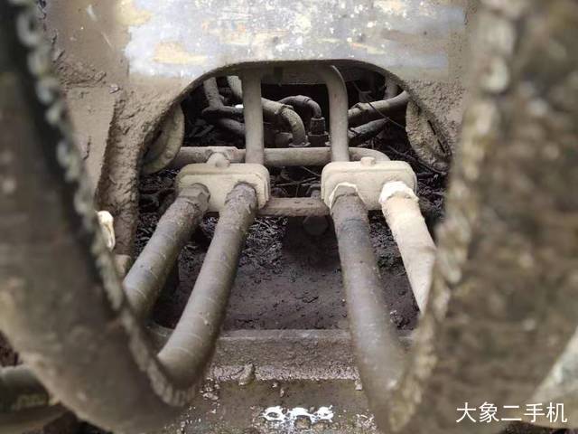 沃尔沃 EC210B 挖掘机