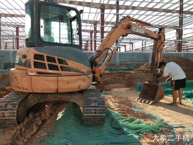 凯斯 CX55B 挖掘机