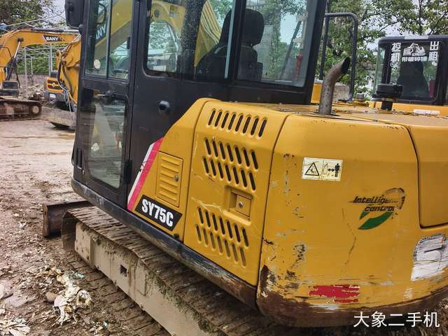 三一重工 SY70C 挖掘机