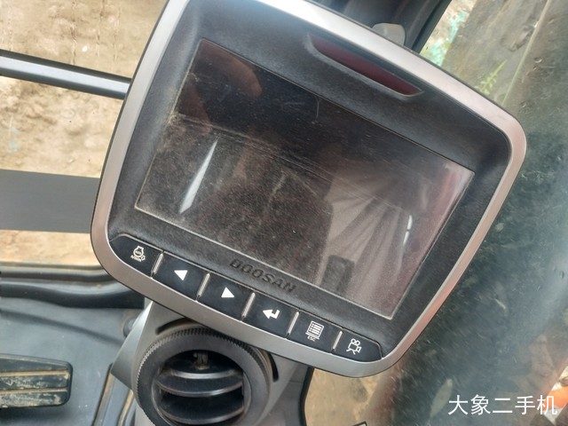 斗山 DH215-9 挖掘机