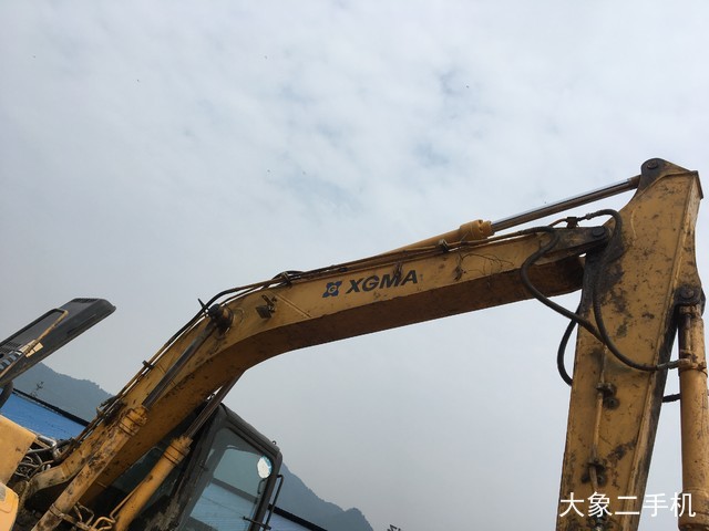 厦工 XG815LC 挖掘机