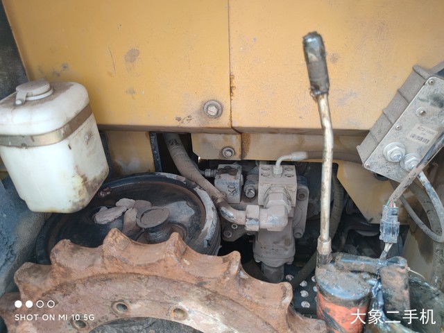 徐工 XE75D 挖掘机