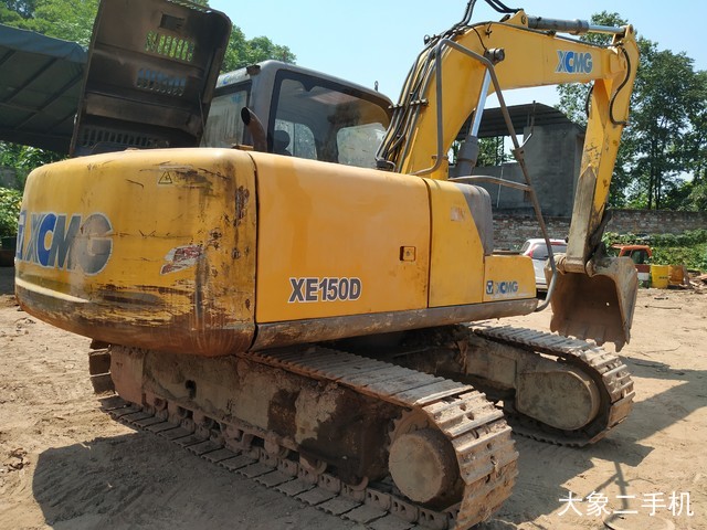 徐工 XE135B 挖掘机