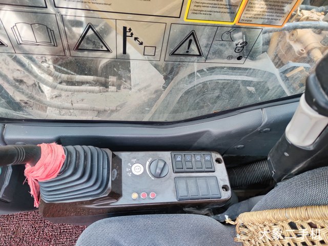 三一重工 SY305H 挖掘机