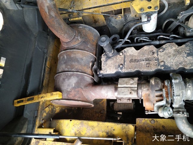 小松 PC240LC-8 挖掘机