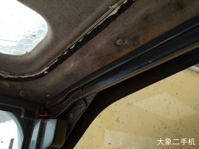 小松 PC240LC-8 挖掘机