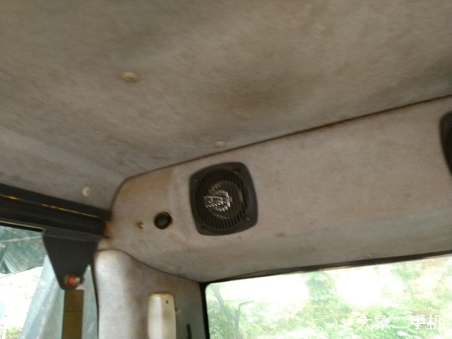 小松 PC240LC-8 挖掘机