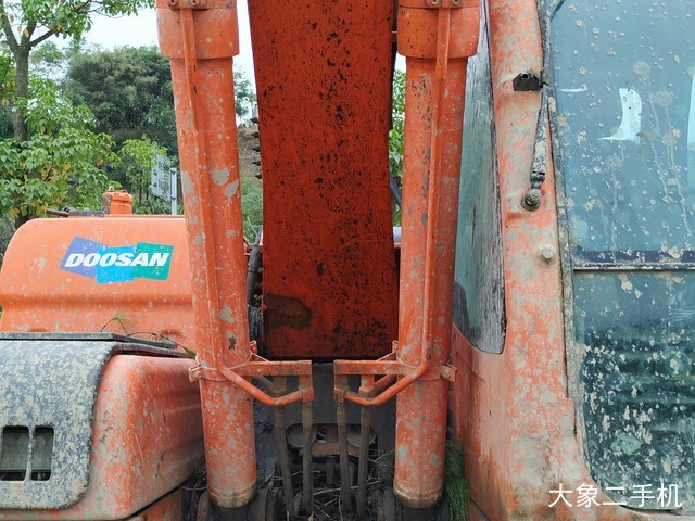 斗山 DX150LC 挖掘机