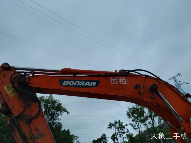 斗山 DX150LC 挖掘机