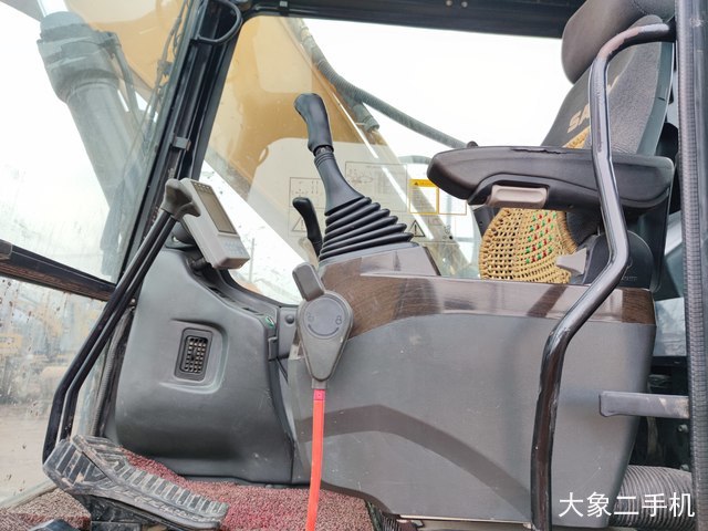 三一重工 SY305H 挖掘机