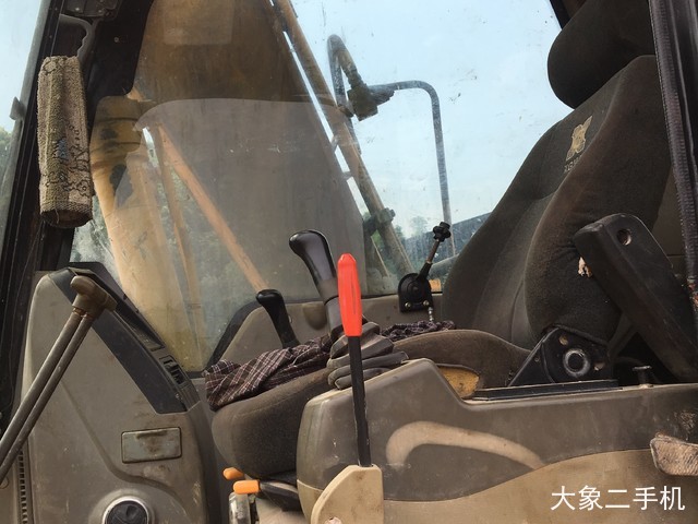 厦工 XG815LC 挖掘机