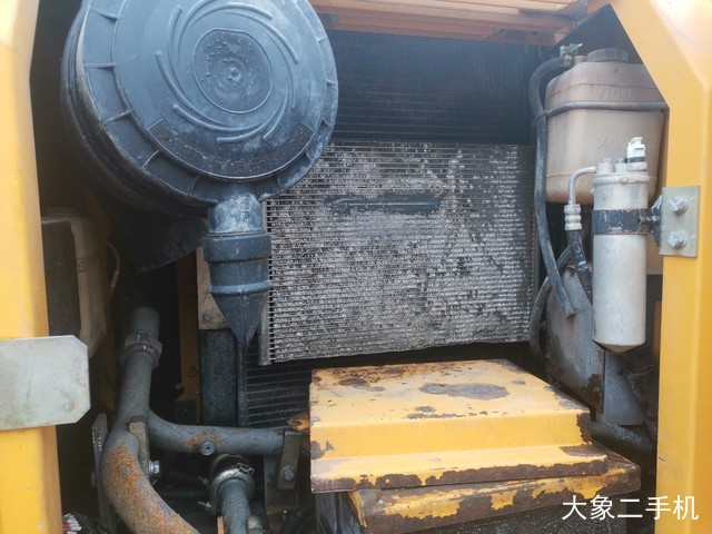 徐工 XE135B 挖掘机