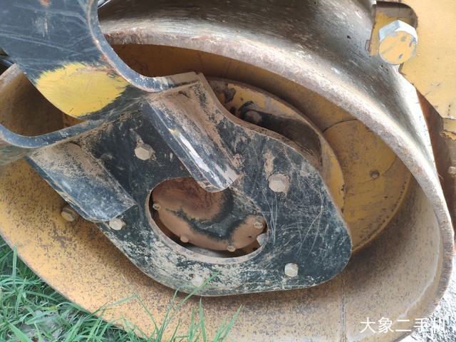 洛建 JCC303 压路机