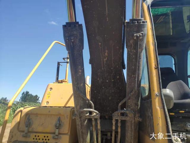 沃尔沃 EW140B 挖掘机