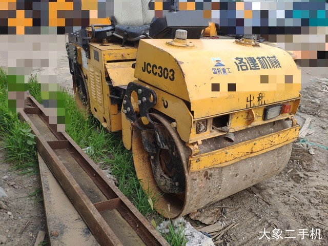 洛建 JCC303 压路机