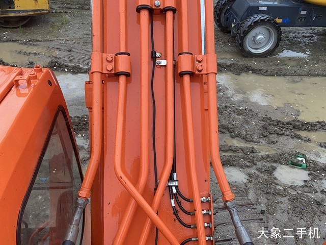 斗山 DH220 挖掘机