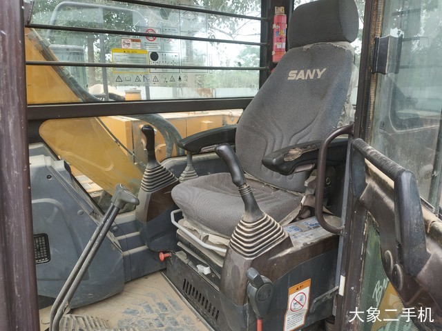 三一重工 SY95C 挖掘机