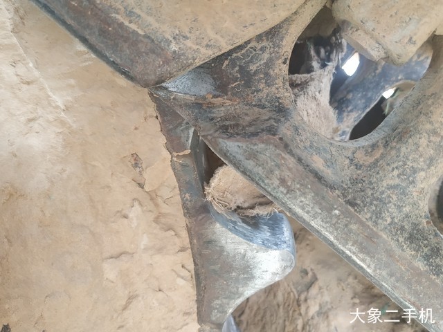 卡特彼勒 323DL 挖掘机